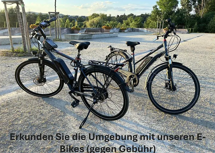 Grosszuegige Wohnung Mit Terrasse Und Gartenzugang - Das Komplette Erdgeschoss