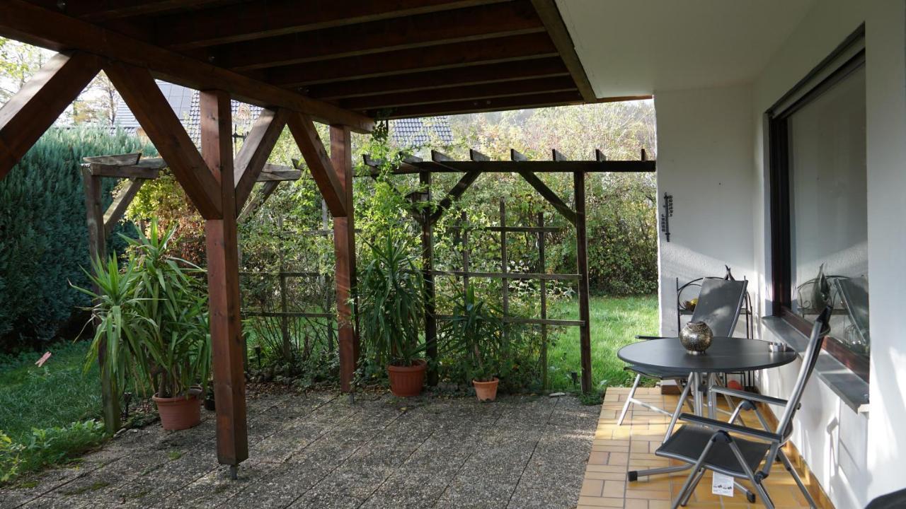 Grosszuegige Mit Terrasse Und Gartenzugang - Komplette Erdgeschoss