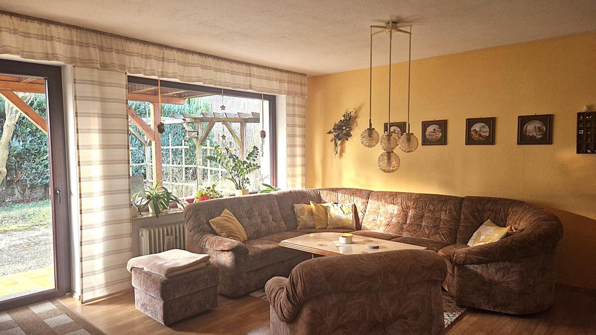 Apartment Grosszuegige Mit Terrasse Und Gartenzugang - Komplette Erdgeschoss